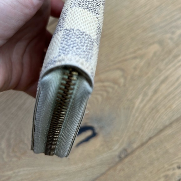 🙌SOLD🙌LV🖤Damier Azur Insolite Wallet - Picture 5 of 13